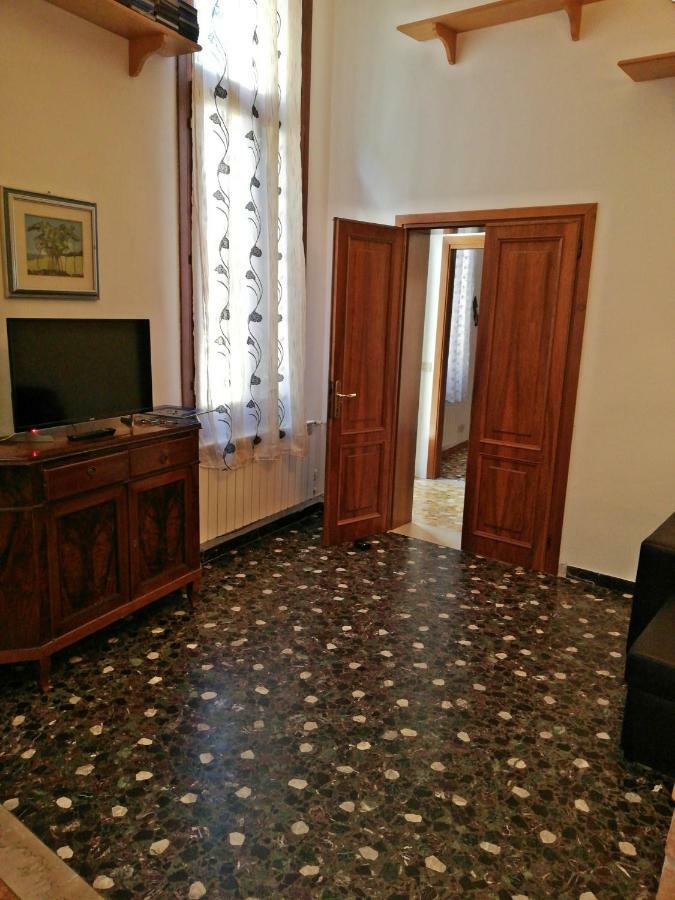 Balcone Sul Canale Venecia Exterior foto